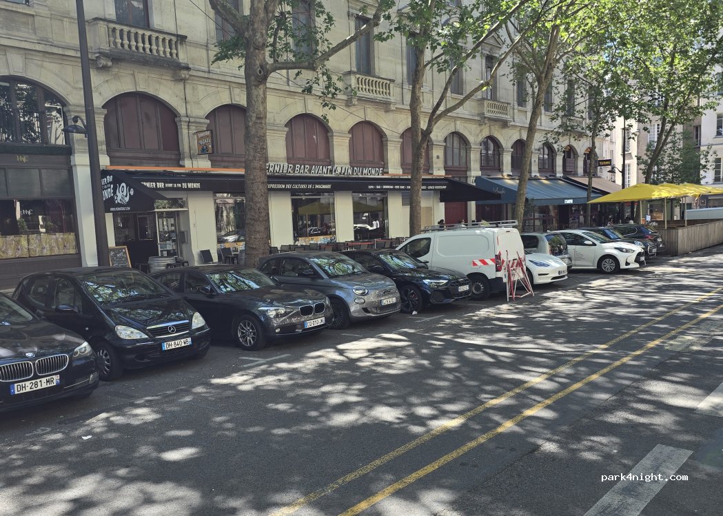 (75001) Paris - 21 Avenue Victoria — foto