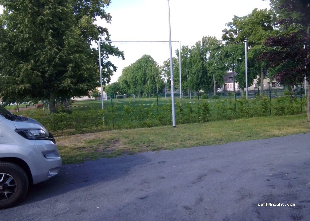 (16766) Kremmen - 35 Straße der Einheit — foto 2