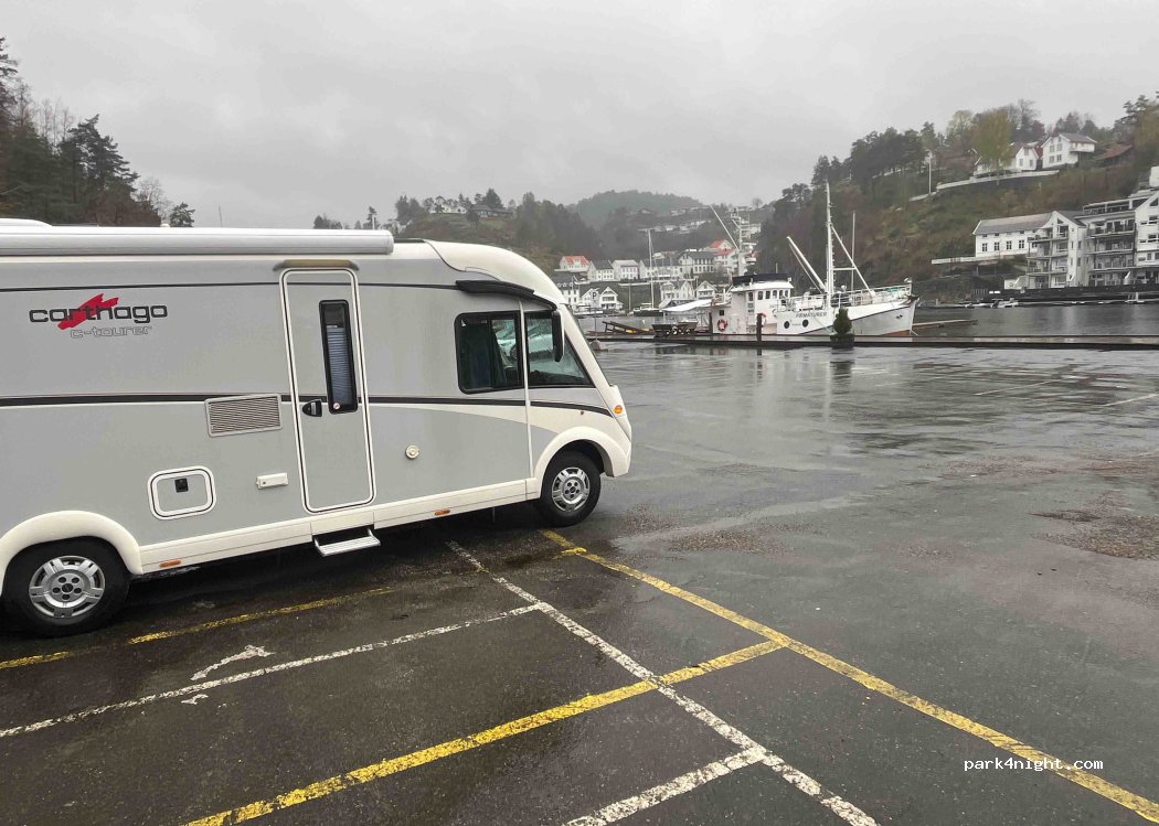 (4900) Tvedestrand - 12 Bakkeskåt — foto 5
