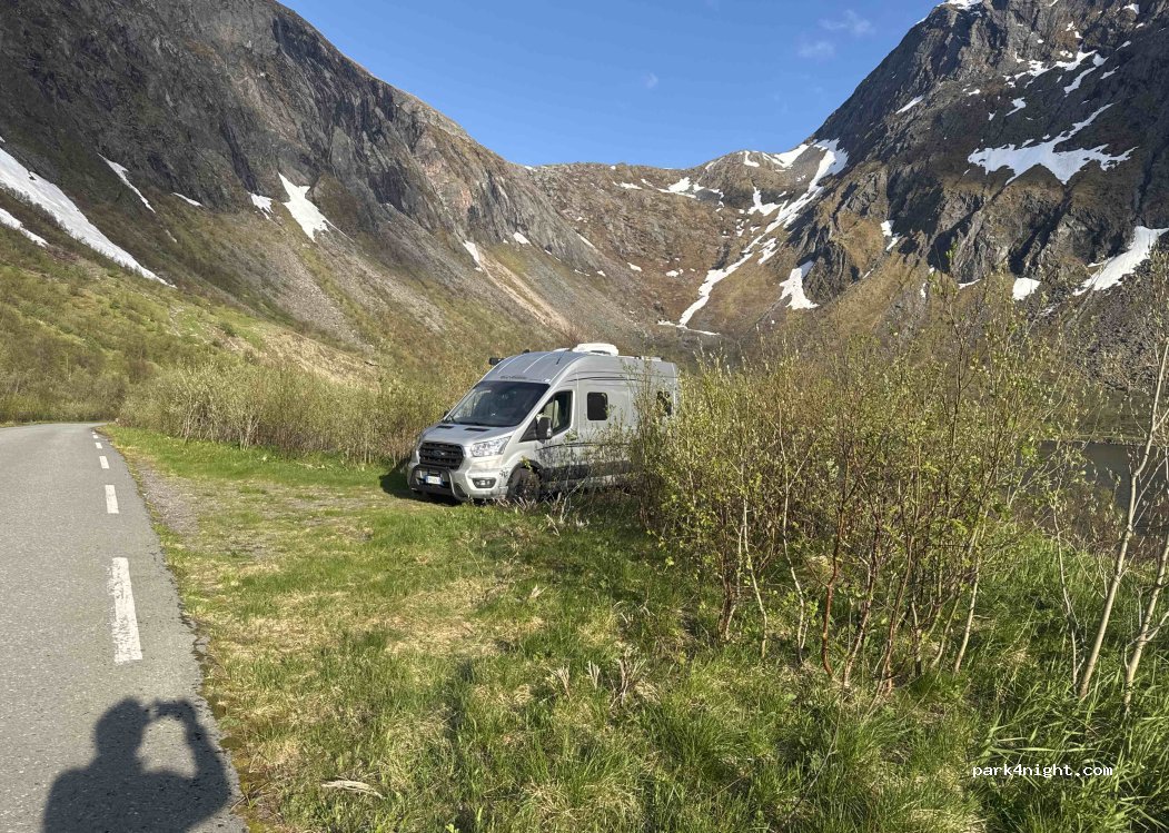 (9380) Gryllefjord - 331 Gryllefjordbotn — foto 2