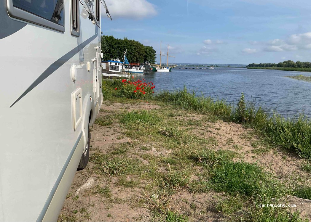 (70-833) Szczecin - 14A Portowa — foto 2