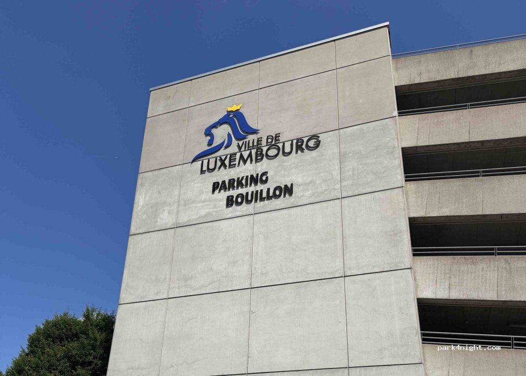(1248) Luxembourg - 60 Rue de Bouillon — foto