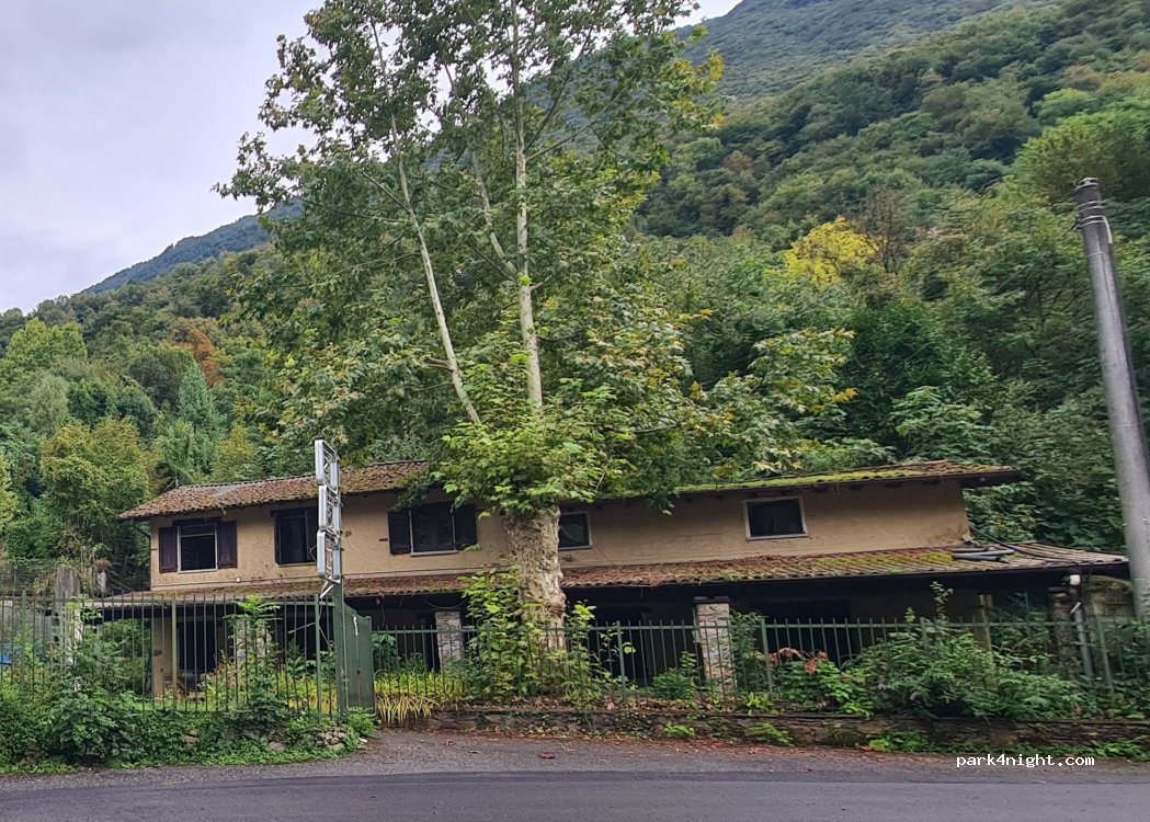 (22018) Porlezza - Unnamed road — foto 2