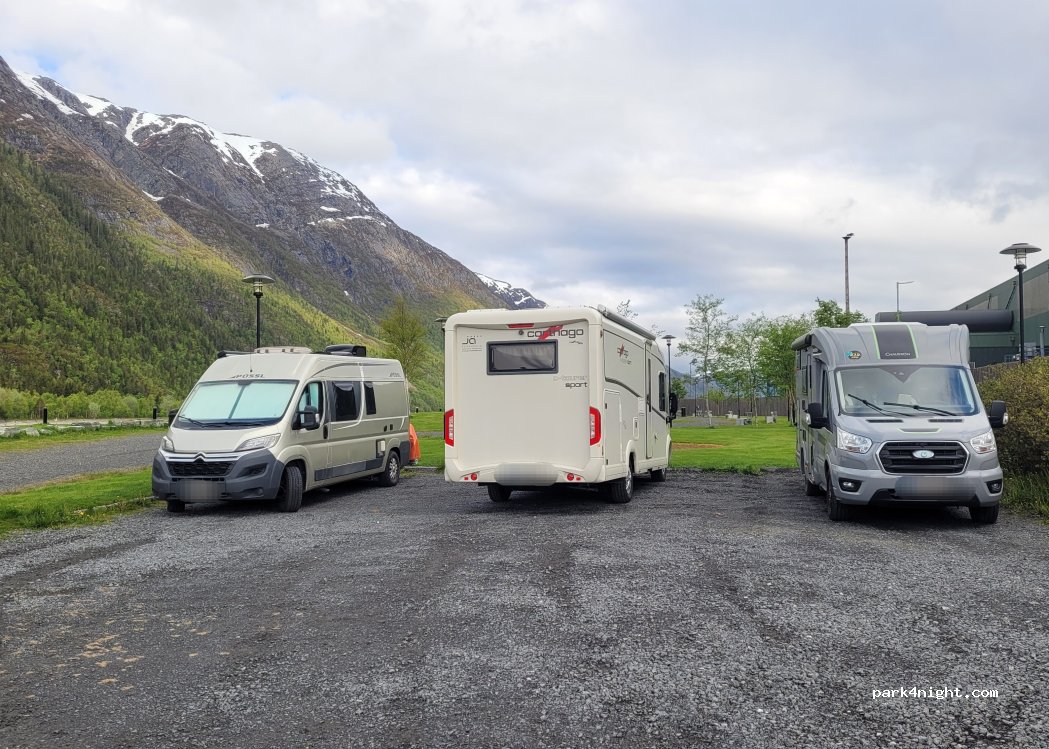 (8663) Mosjøen - 5 Dolstadgata — foto