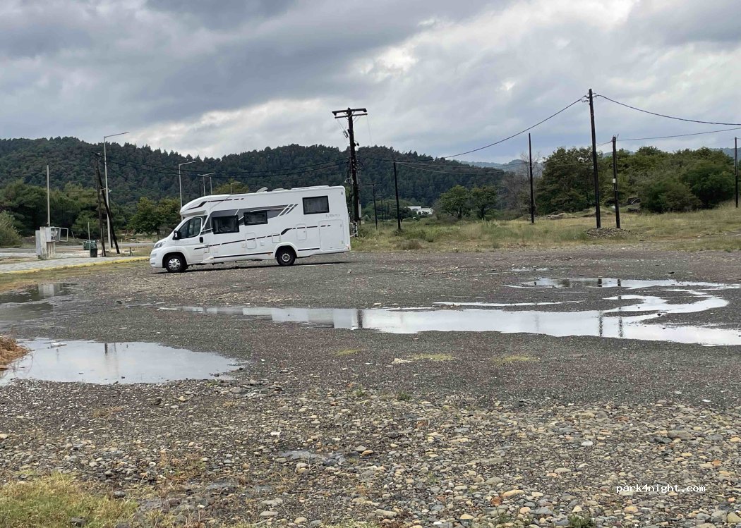 (340 04) Kireas - Unnamed Road — foto