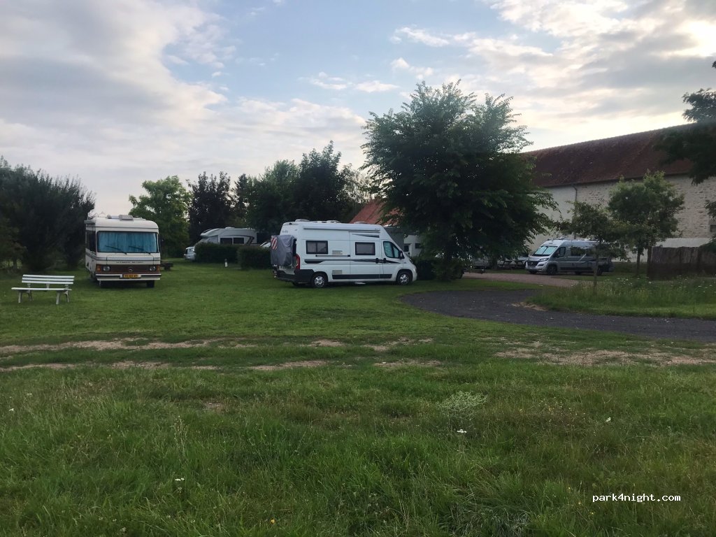Aire de camping-cars La Prairie — foto 2