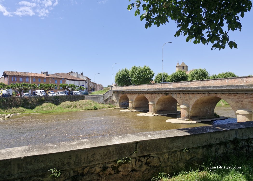 (09350) Daumazan-sur-Arize - 2 Bis Avenue de la Guinguette — foto 2