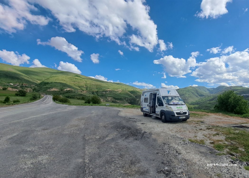 (25930) Pazaryolu - Rize Erzurum Yolu — foto