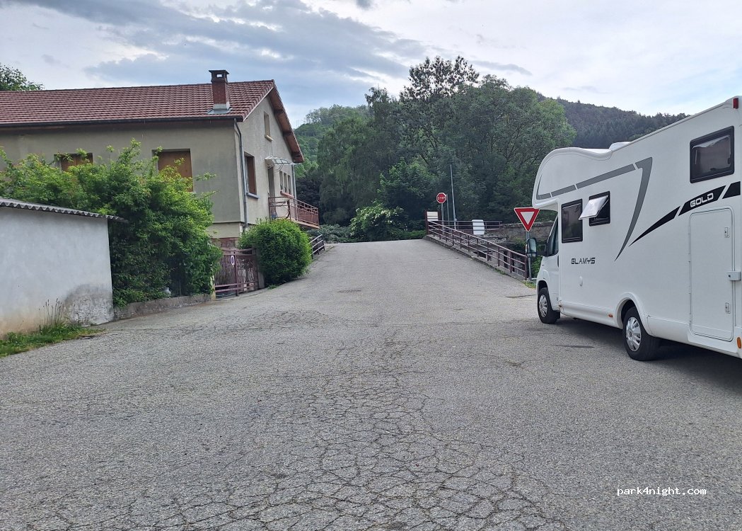 (07310) Saint-Martin-de-Valamas - 355 Route de Saint-Agrève — foto 2