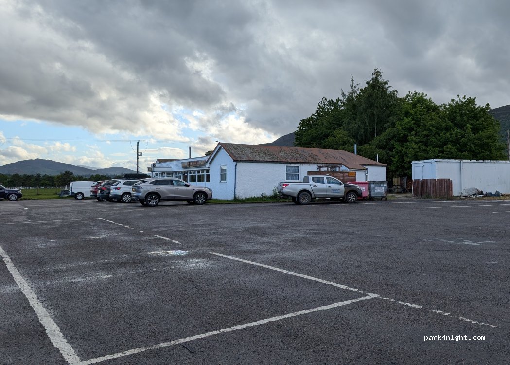 (PH20 1BB) Newtonmore - Perth Road — foto