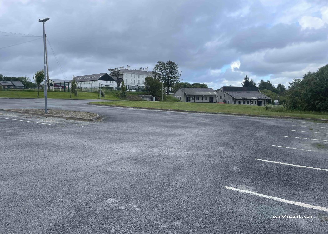 (V95 YW1C) Lisdoonvarna - Main Street — foto