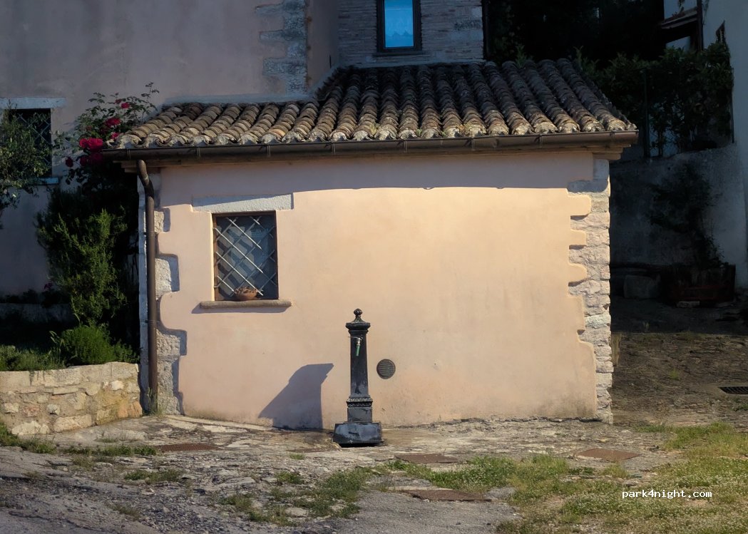 (61046) Acquanera - 18 Strada Provinciale Rocca Leonella — foto