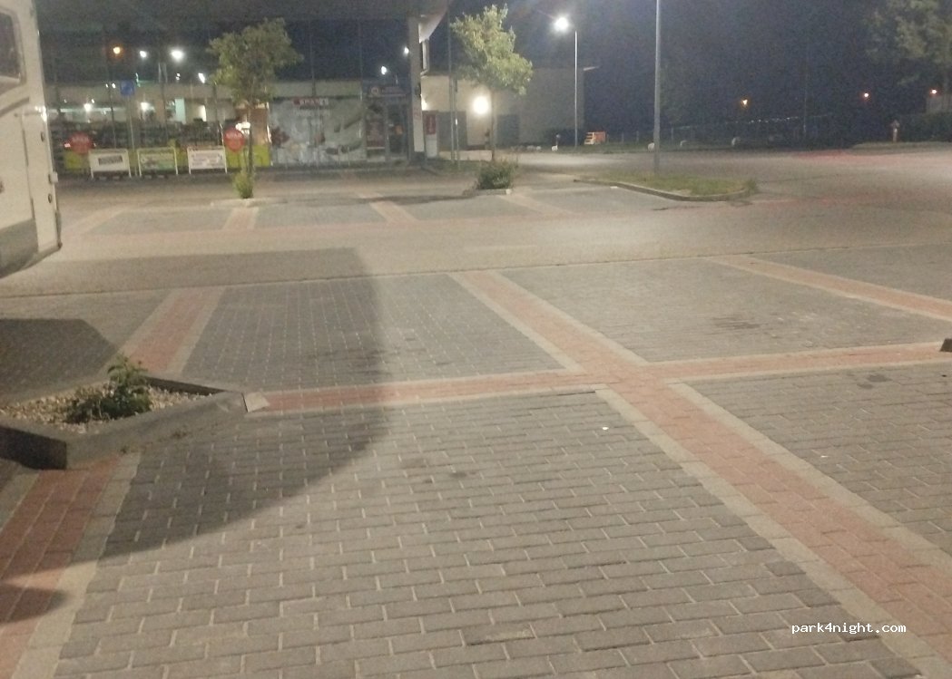 (2364) Ócsa - 1 Szabadság tér — foto