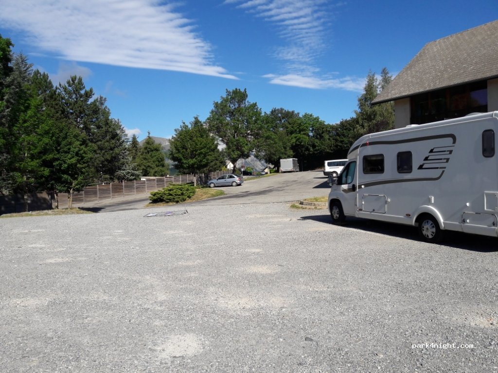 (05500) Saint-Bonnet-en-Champsaur - 1 Av. Premongil — foto 2