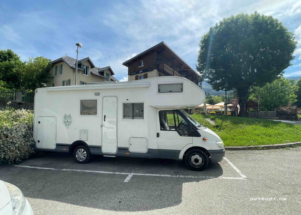 (38250) Villard-de-Lans - 89 Avenue du Professeur Nobécourt — foto
