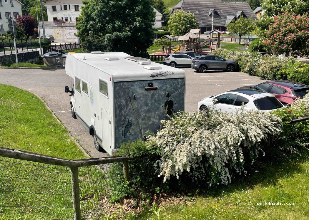 (38250) Villard-de-Lans - 89 Avenue du Professeur Nobécourt — foto 2