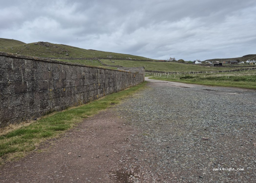 (IV27 4RU) Lairg - Unnamed road — foto