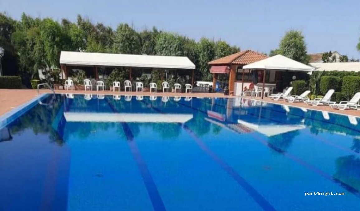 Camping la Ginestra *** — foto