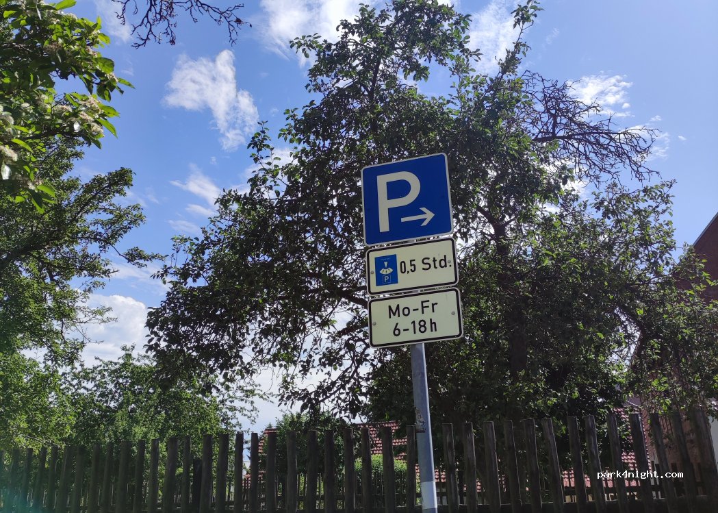 (99099) Erfurt - 1 Stangenweg — foto 2