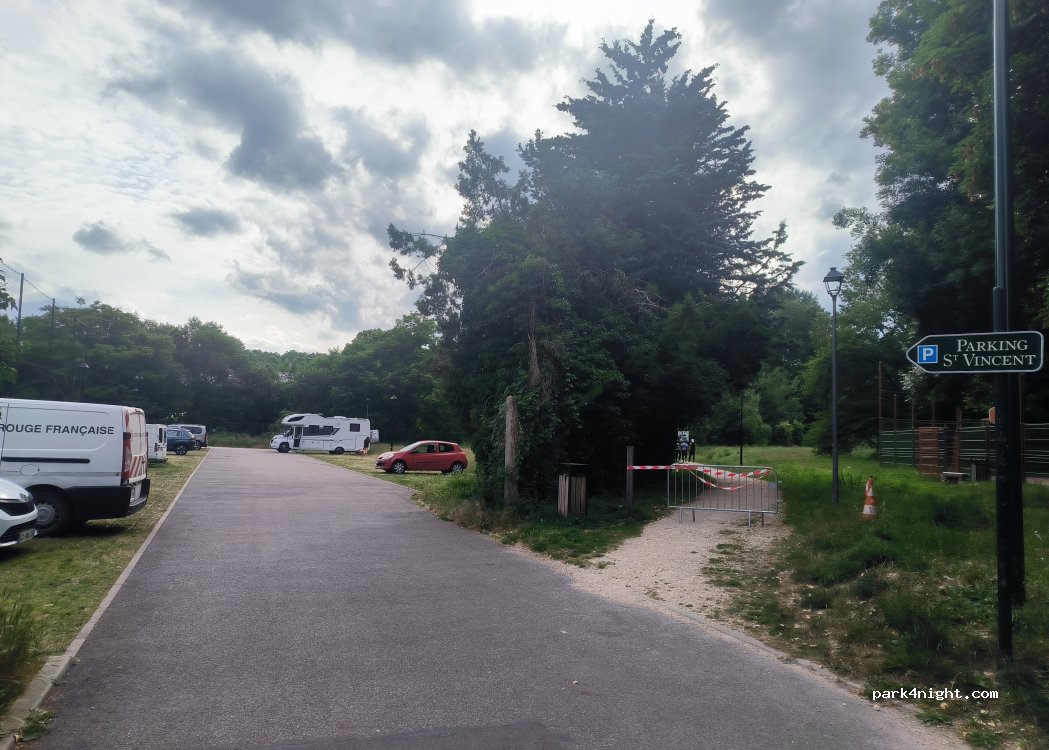 (78580) Maule - 78580 Chaussée Saint-Vincent — foto