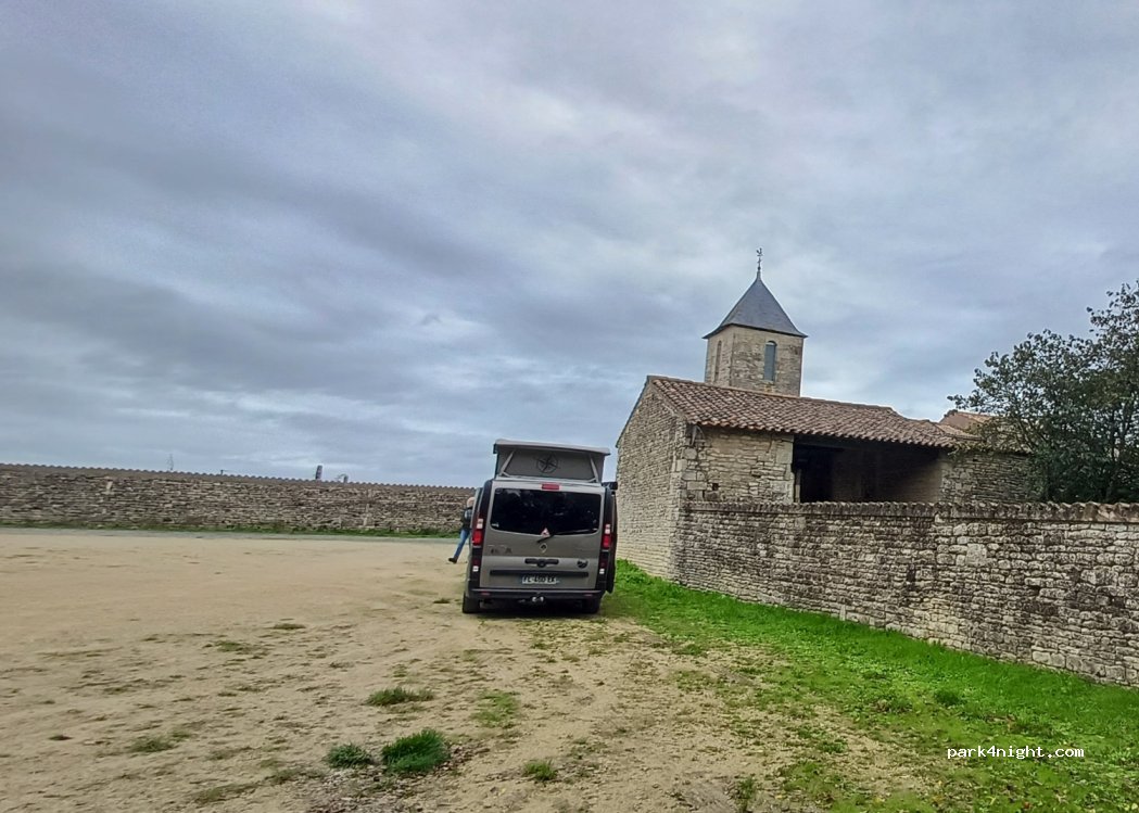 (79210) Prin-Deyrançon - Unnamed Road — foto 5