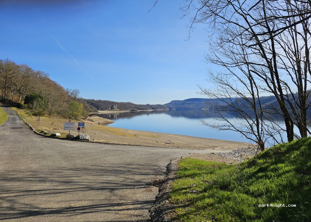 (15270) Beaulieu - Champ de Bas — foto 5