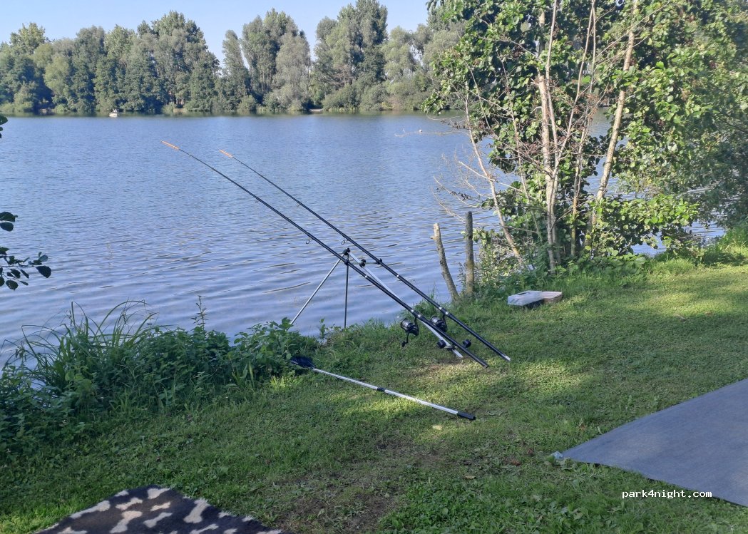 Camping du Lac Rebecques — foto 2