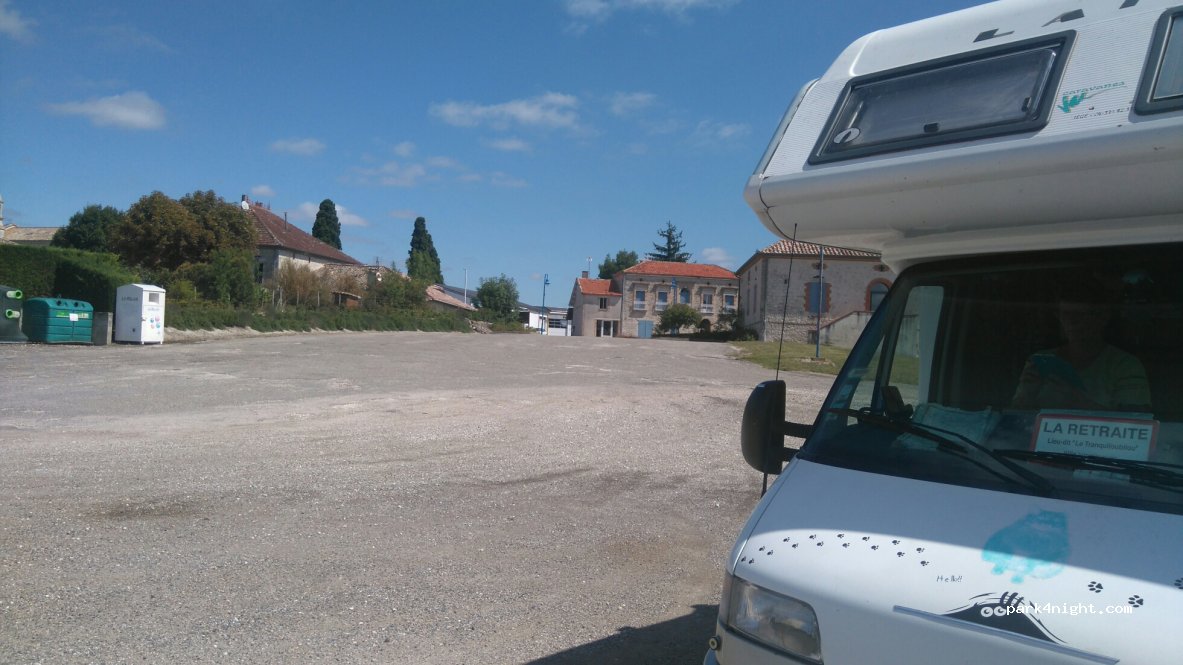 (82200) Montesquieu - D957 — foto 2
