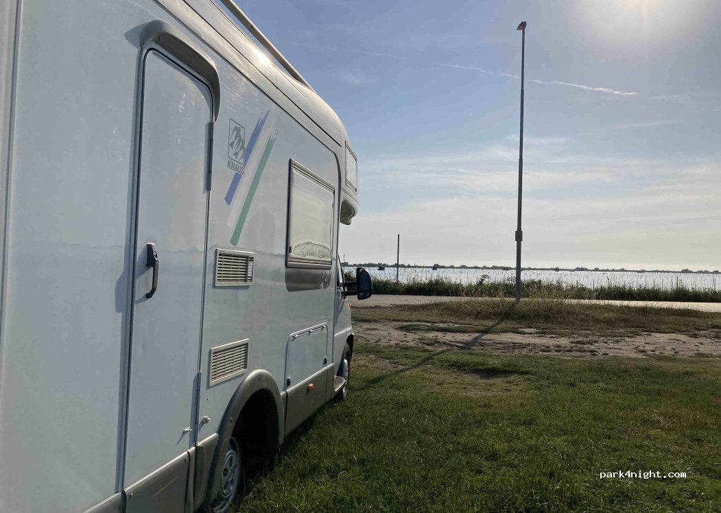 (45010) Rosolina - 2a Via Po di Levante — foto