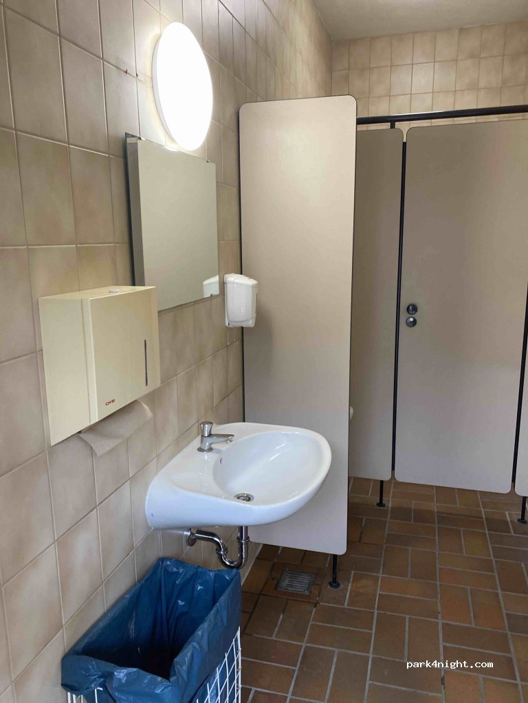 (83708) Kreuth - 1 Nördliche Hauptstraße — foto
