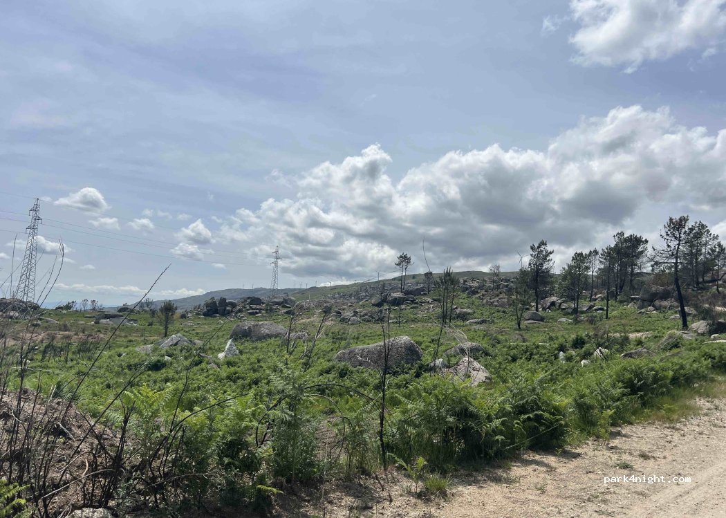 (5450) Gouvães da Serra - — foto