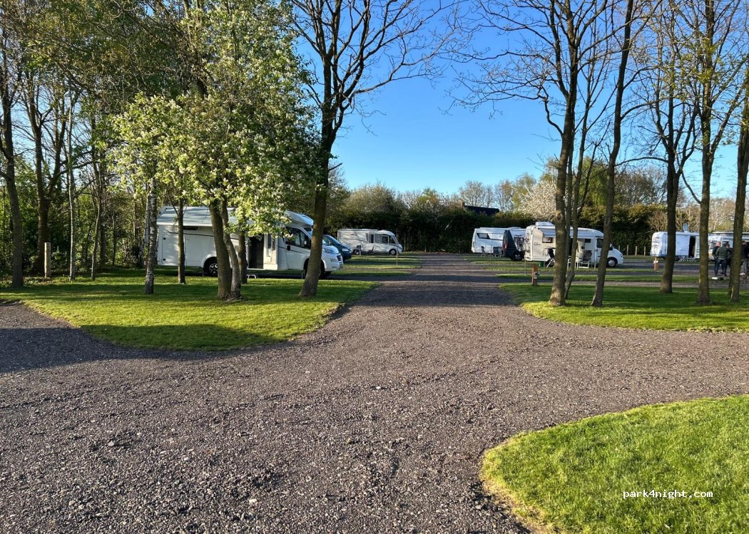 Camperplaats Het Veld — foto