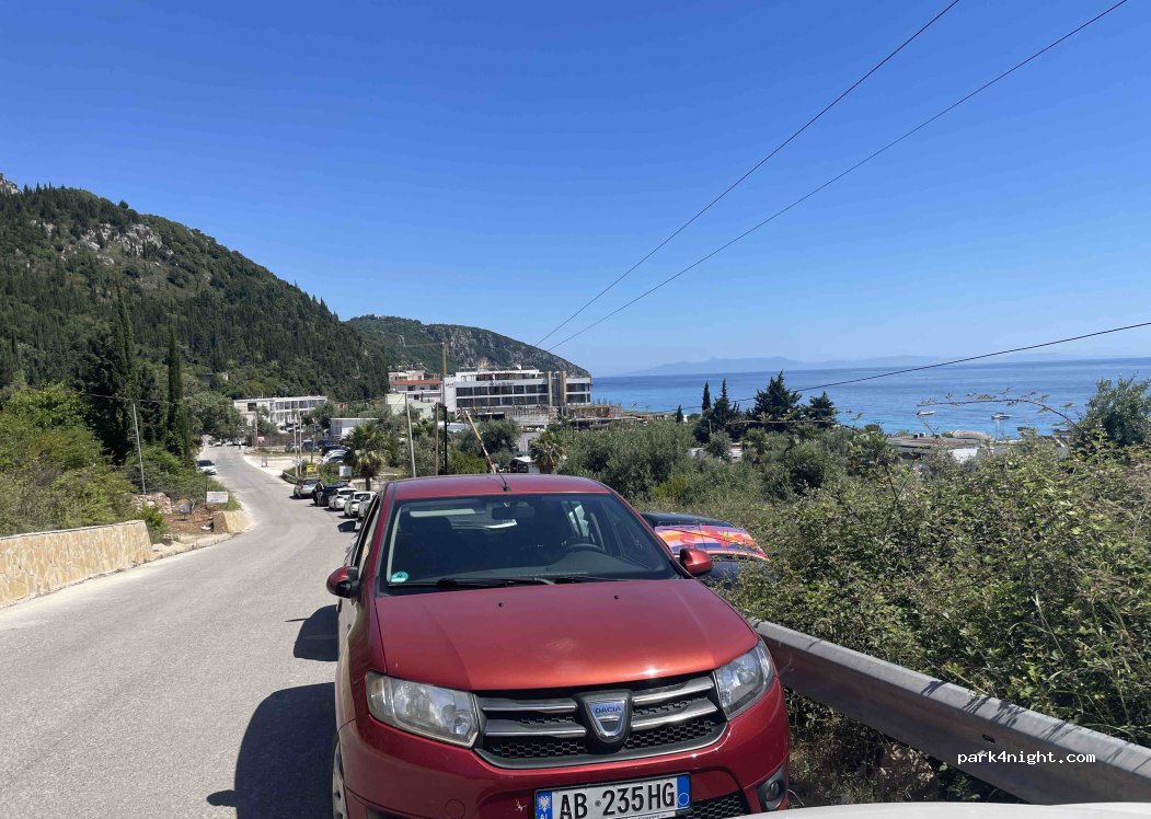 (9422) Dhërmi - Unnamed Road — foto