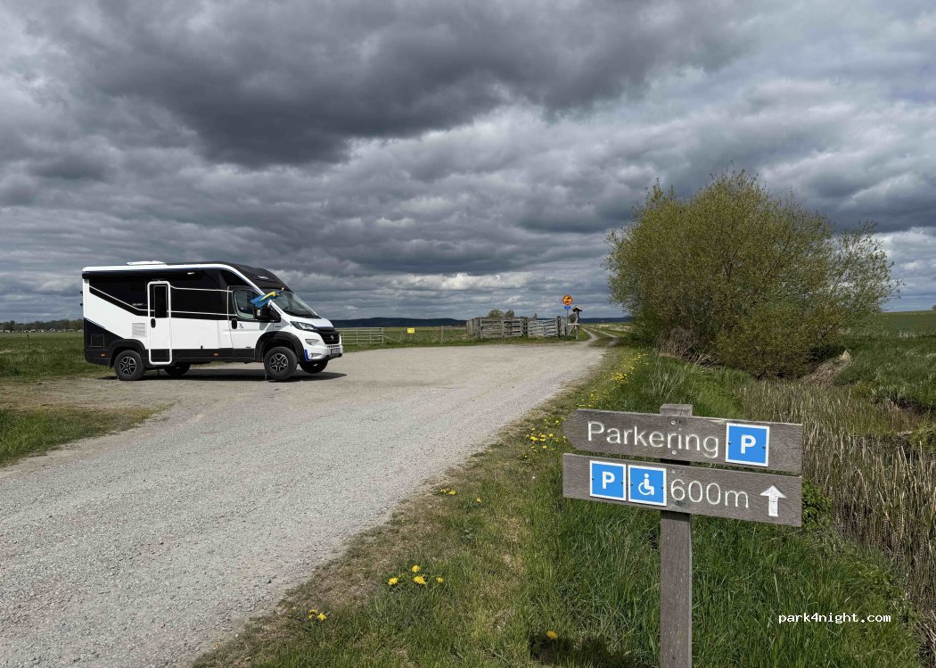 (585 99) Linköping - Unnamed road — foto
