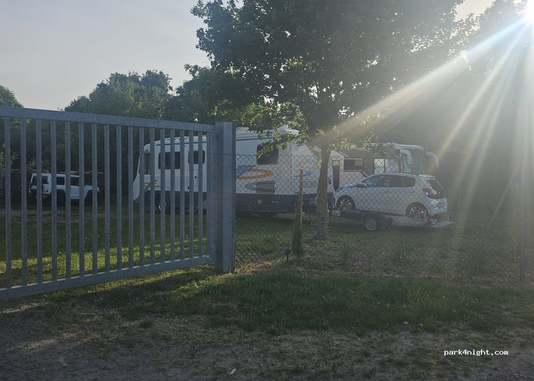 Stellplatz Weingut Thörle|Kreuzhof — foto