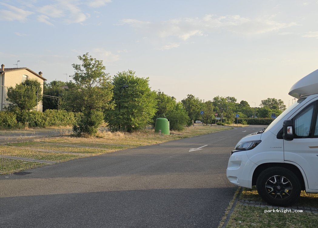 (43123) San Prospero - 9 Strada Viazza di Martorano — foto