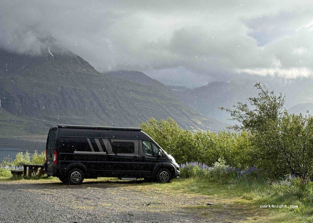 (731) Reyðarfjörður - Unnamed Road — foto