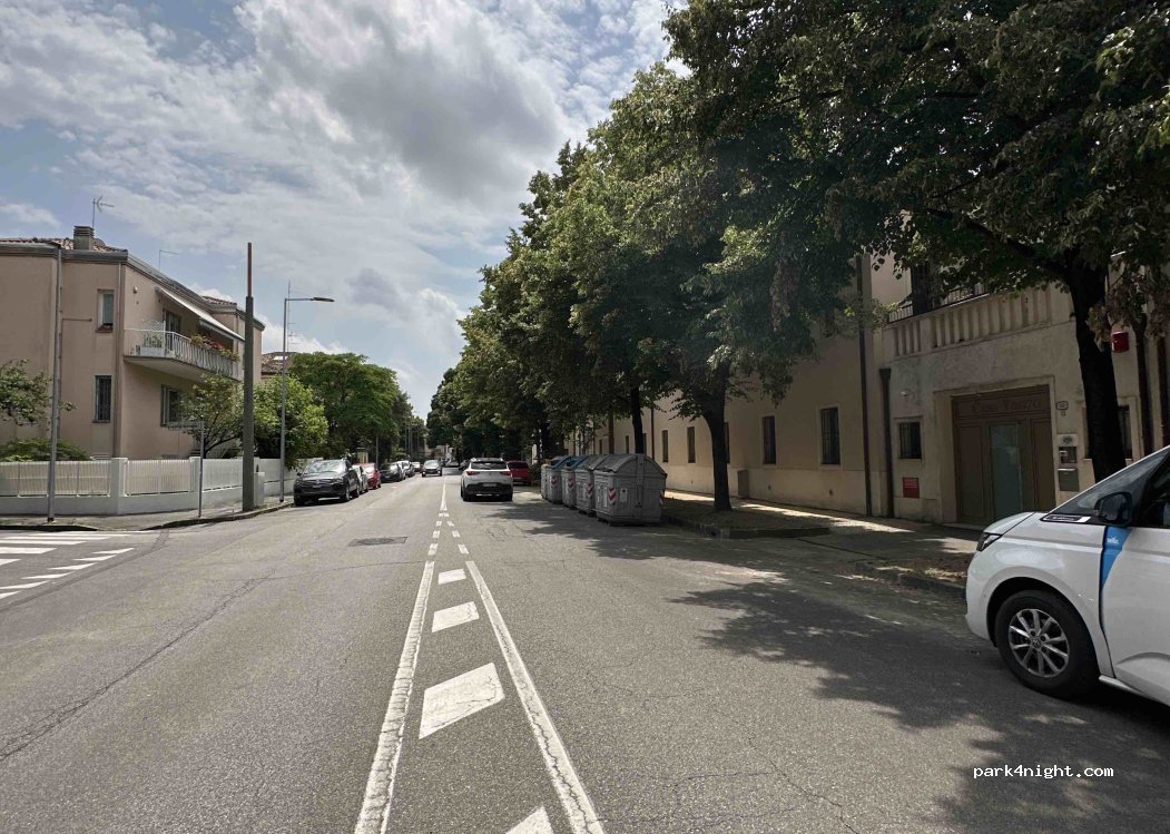 (35123) Padova - 25 Via Santa Maria in Vanzo — foto