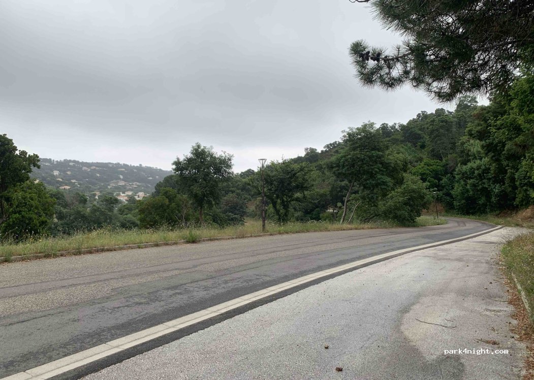 (83240) Cavalaire-sur-Mer - 730 Avenue des Sauvagières — foto