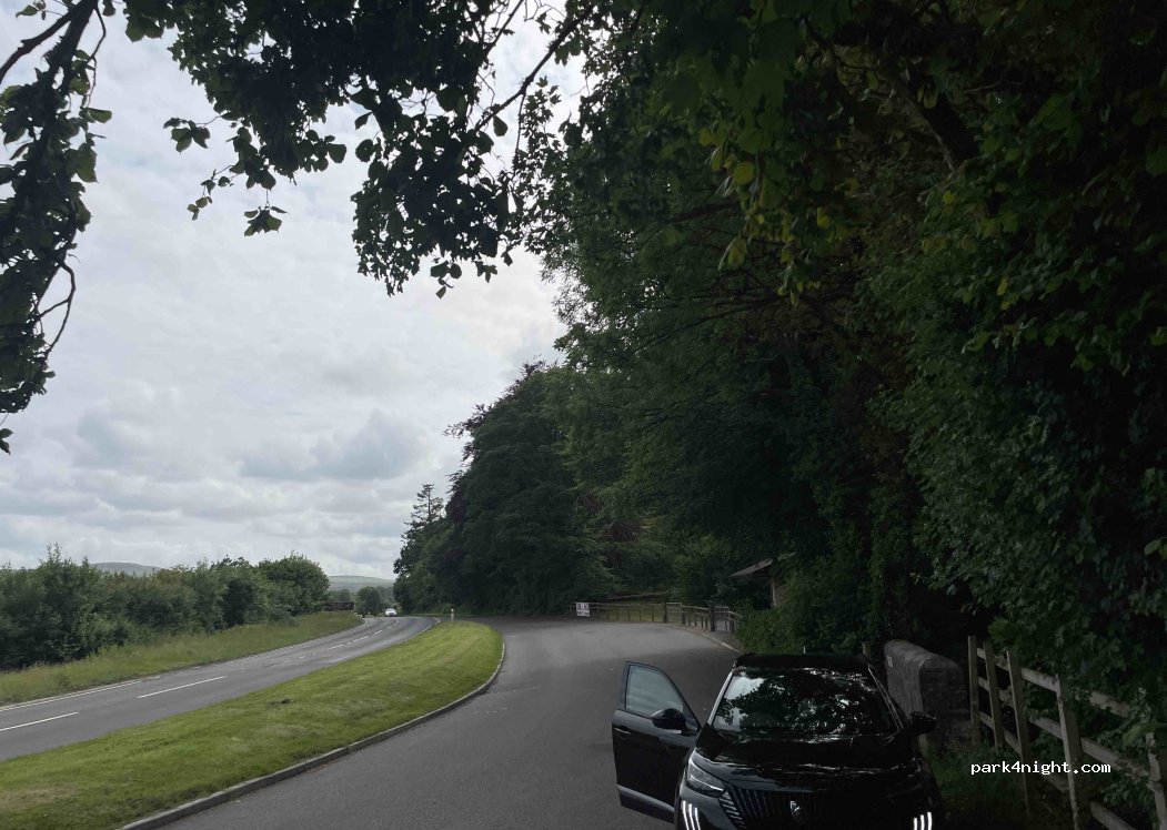 (SA19 9NG) Llangadog - A40 — foto 2