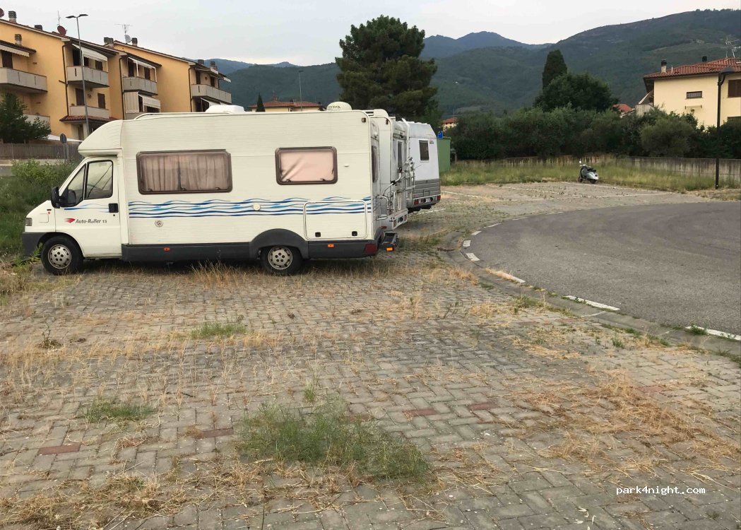 (52024) Loro Ciuffenna - 1F Strada provinciale 1 Setteponti — foto