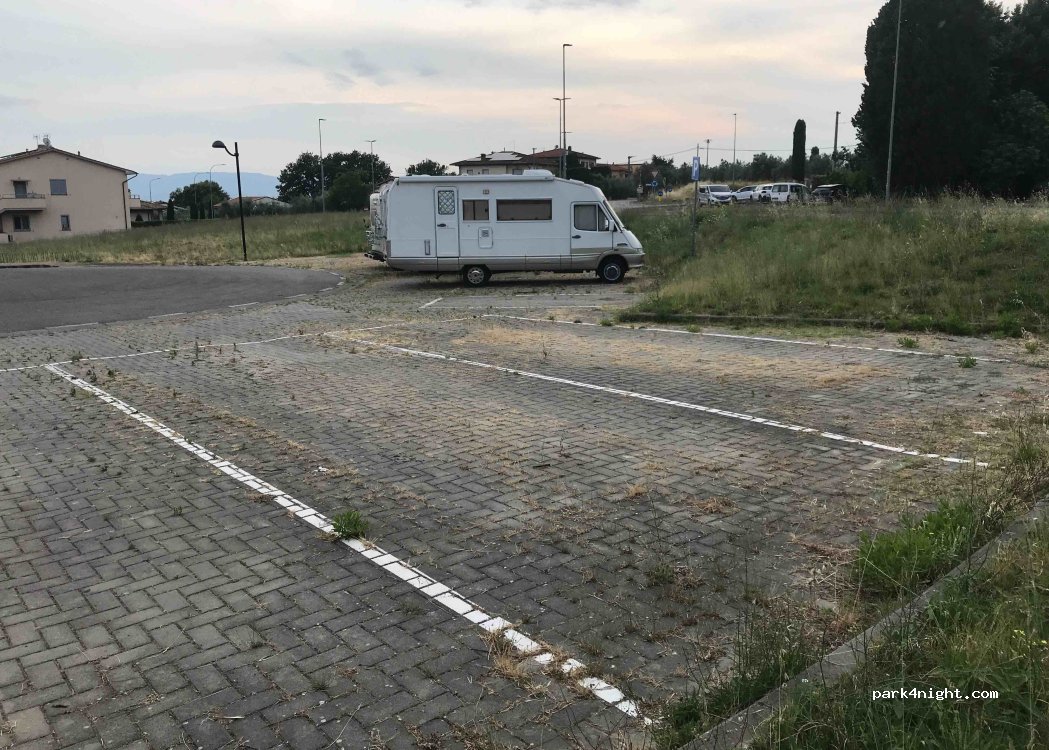 (52024) Loro Ciuffenna - 1F Strada provinciale 1 Setteponti — foto 2