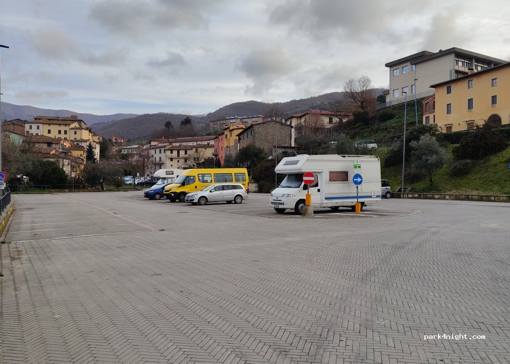 (52024) Loro Ciuffenna - 6 Strada provinciale 1 Setteponti — foto
