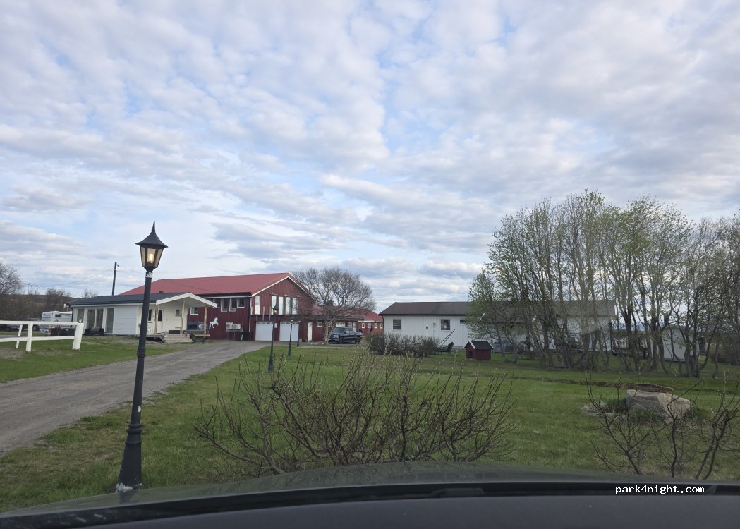 VADSØ CAMPING (GÅRDS CAMPING) — foto