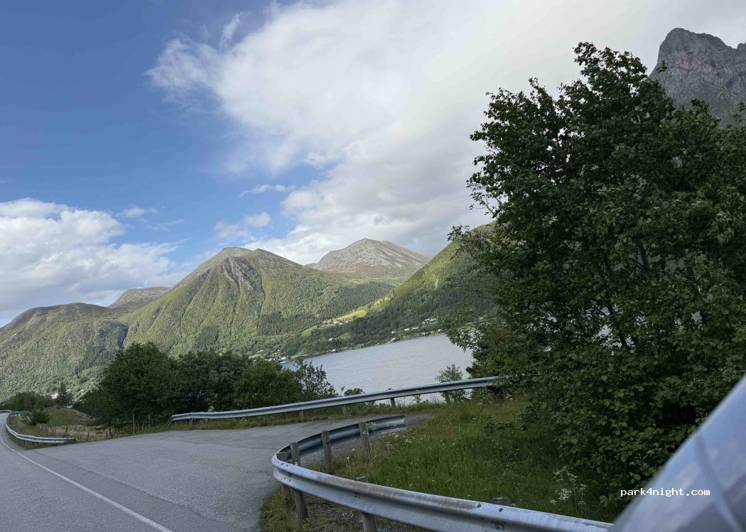(6160) Ørsta - 738 Sørestranda — foto
