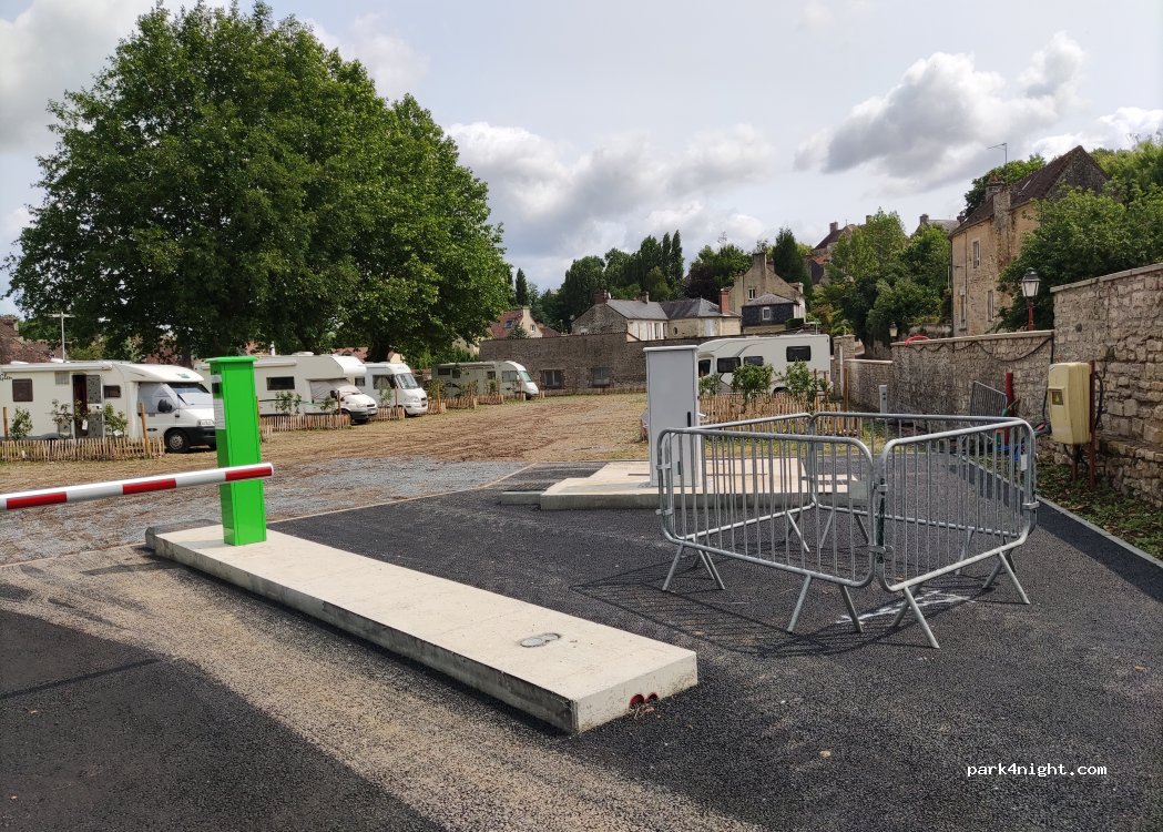 (14700) Falaise - 14 Rue de la Roche — foto