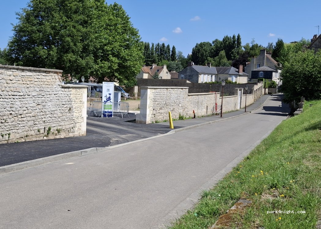 (14700) Falaise - 14 Rue de la Roche — foto 2