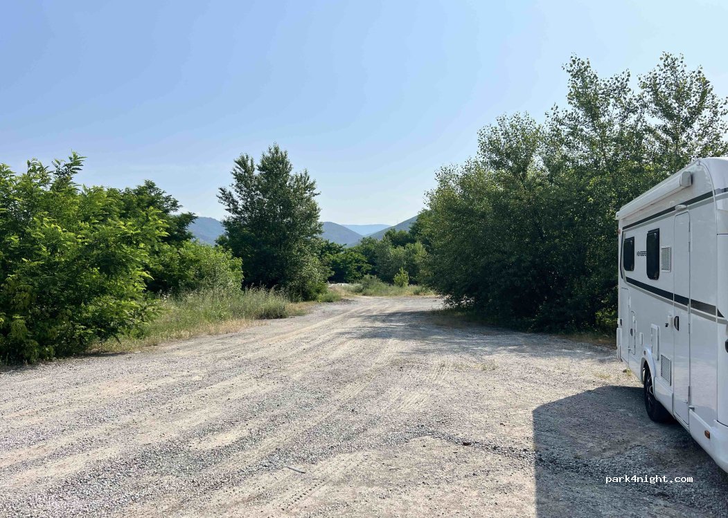 (1442) Demir Kapija - Unnamed Road — foto