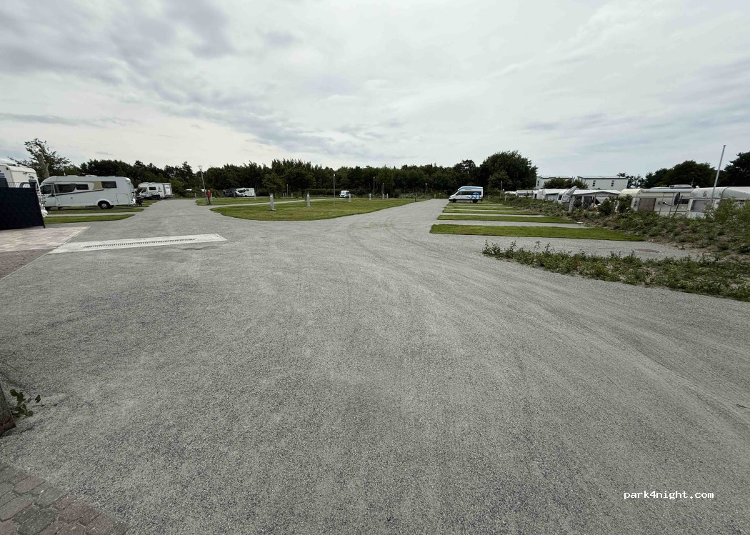 Wohnmobilstellplatz Ademi — foto 5