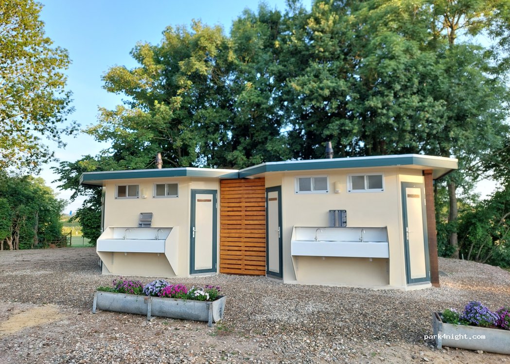 Boerderij & Kampeerplaats Aan de Diek — foto